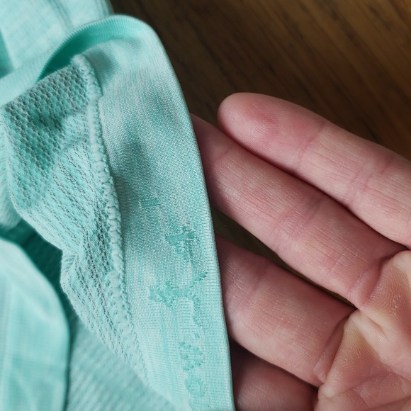 Run Swiftly long sleeve - Picture 3 of 3